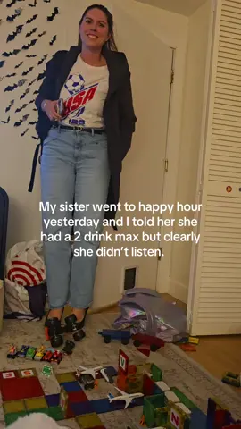 The way she looks back at the tv praying her shoe doesn’t hit the tv is classic. Because it’s one thing to break my sink or spill an entire thing of chili #iykyk Cracking my husbands tv would be BAD