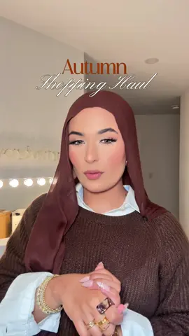 Fall Hall🍂 @JW PEI @UGG® @Aritzia @The 7 Virtues Perfume #fall #autumn #shoppinghaul #hijabi #aritzia 