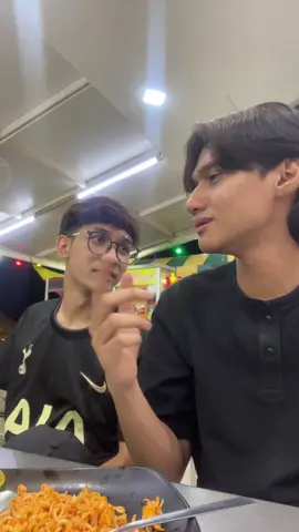 Terkejut lalu terkentut