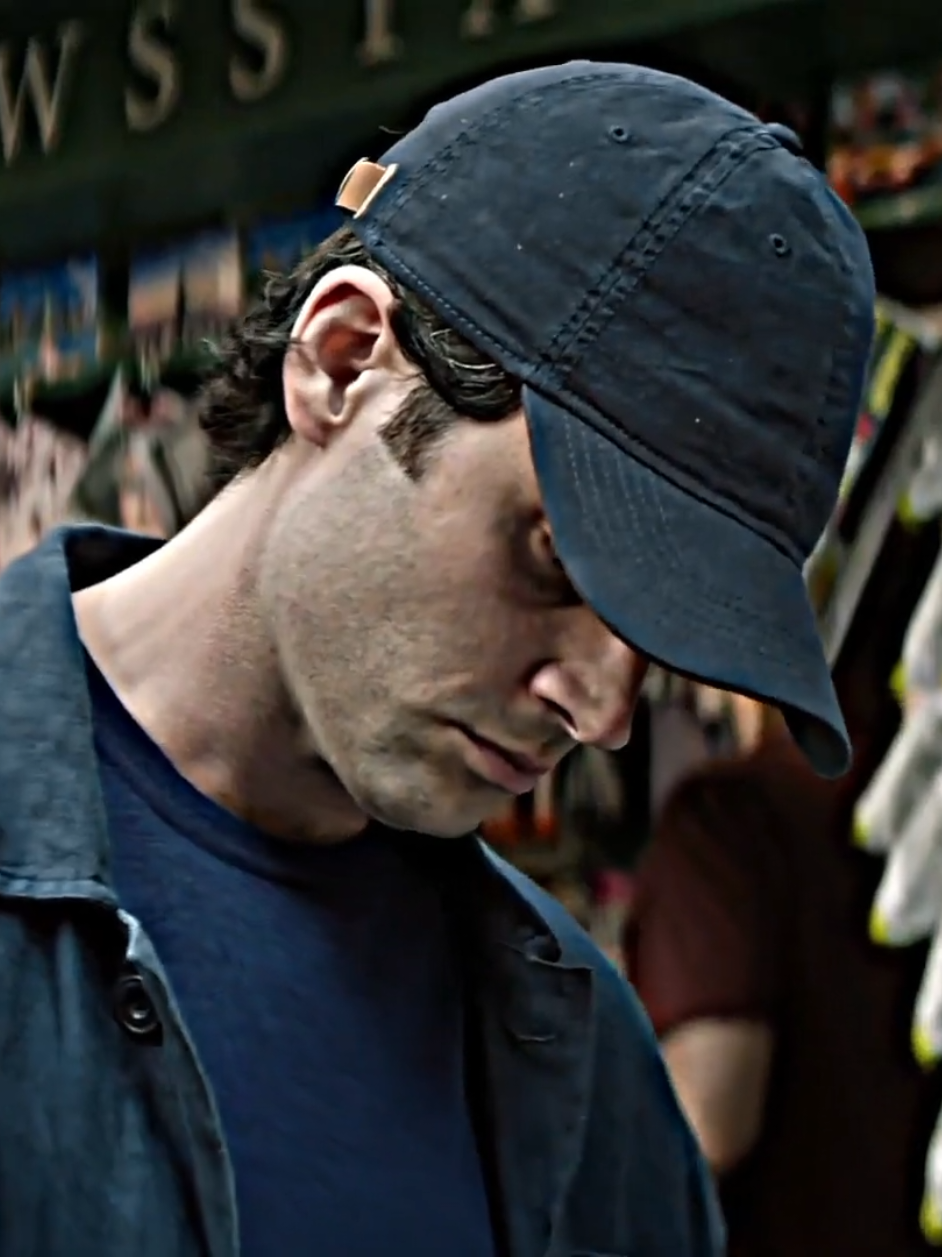 that look.. #joegoldberg #youedit #netflix #fyp #joegoldbergedit 
