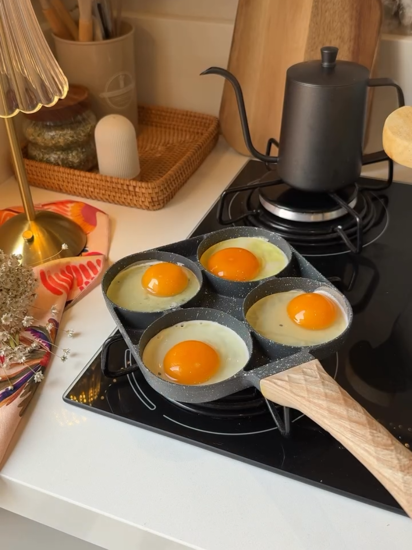A melhor comprinha do momento. Frigideira antiaderente 4 em 1 #cozinha #frigideira #cafedamanha #tiktokshop 