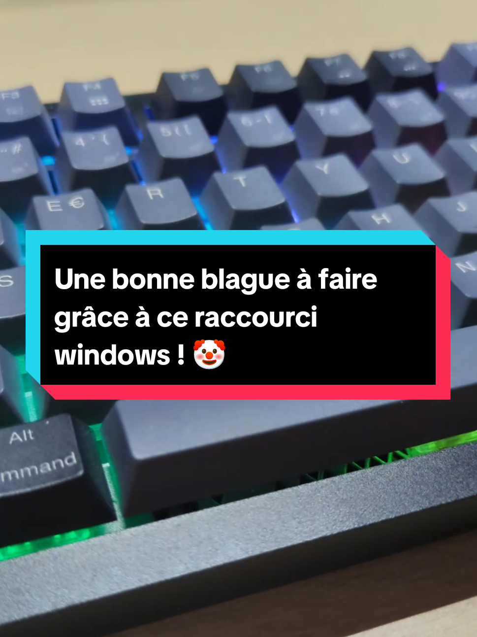 Une blague à faire sur un ordinateur en créant un raccourci windows qui permet d'éteindre l'ordinateur ! #prank #informatique #astucepc #windows #techtok 