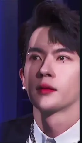 lihat kamu nangis aku pun ikut nangis 😭😭😭#fyptiktokdracin😘 #yumenglong于朦胧🕊🥀 #yumanglong😭😭 
