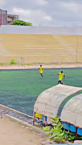 pass xawalada ka qaado⚽️😂#footballtiktok #somalitiktok @Badri______10 @ismaaciil kepa 1🇸🇴🦁🐐1️⃣🧤 @Asad Ahmed 4️⃣ 