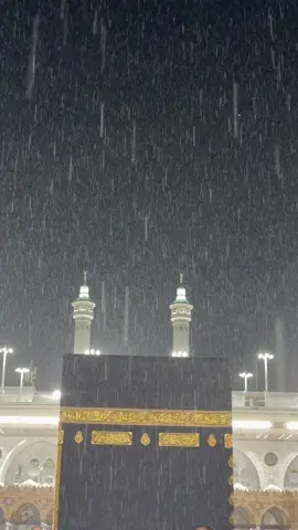 من امطار المسجد الحرام اليوم❤️ #مكة #الحرم_المكي #makkah #الكعبه_المشرفه🕋 