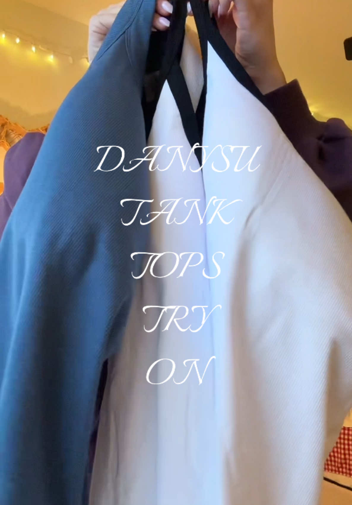 Love the layered look… + built in bras are so convenient🤭🦓🤍 tanks 🔗 above #layeredtanktops #builtinbratanktop #tanktopstyle #danysuamazon #danysutanktop @Danysu Store 
