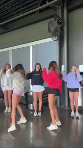 topgolf ⛳️ @Kenslie @Allie pollack @hannah 🩷 @quinn🤍 #bsf #golf #progolfers #fypシ゚viral #christiantiktok 