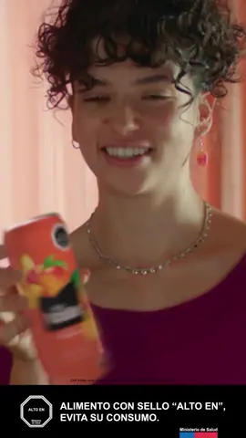 ¡Disfruta de la frescura de Del Valle en lata! 🍑 Ideal para esos momentos en los que deseas un delicioso jugo de fruta sin complicaciones. Consíguelo en tu supermercado más cercano. #DelValle #JugoDeFruta #MomentosDeliciosos