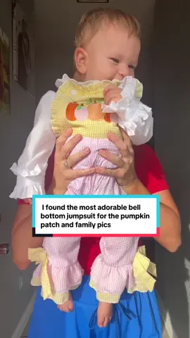 #toddlerfashion #fallfashion #pumpkinpatch 