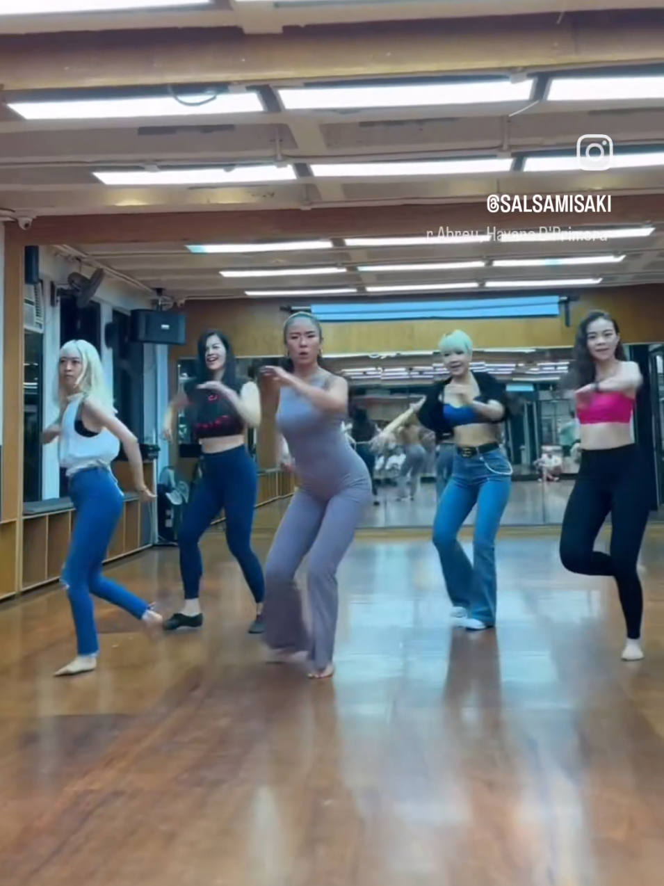 #dancer #salsa #ladystyle 