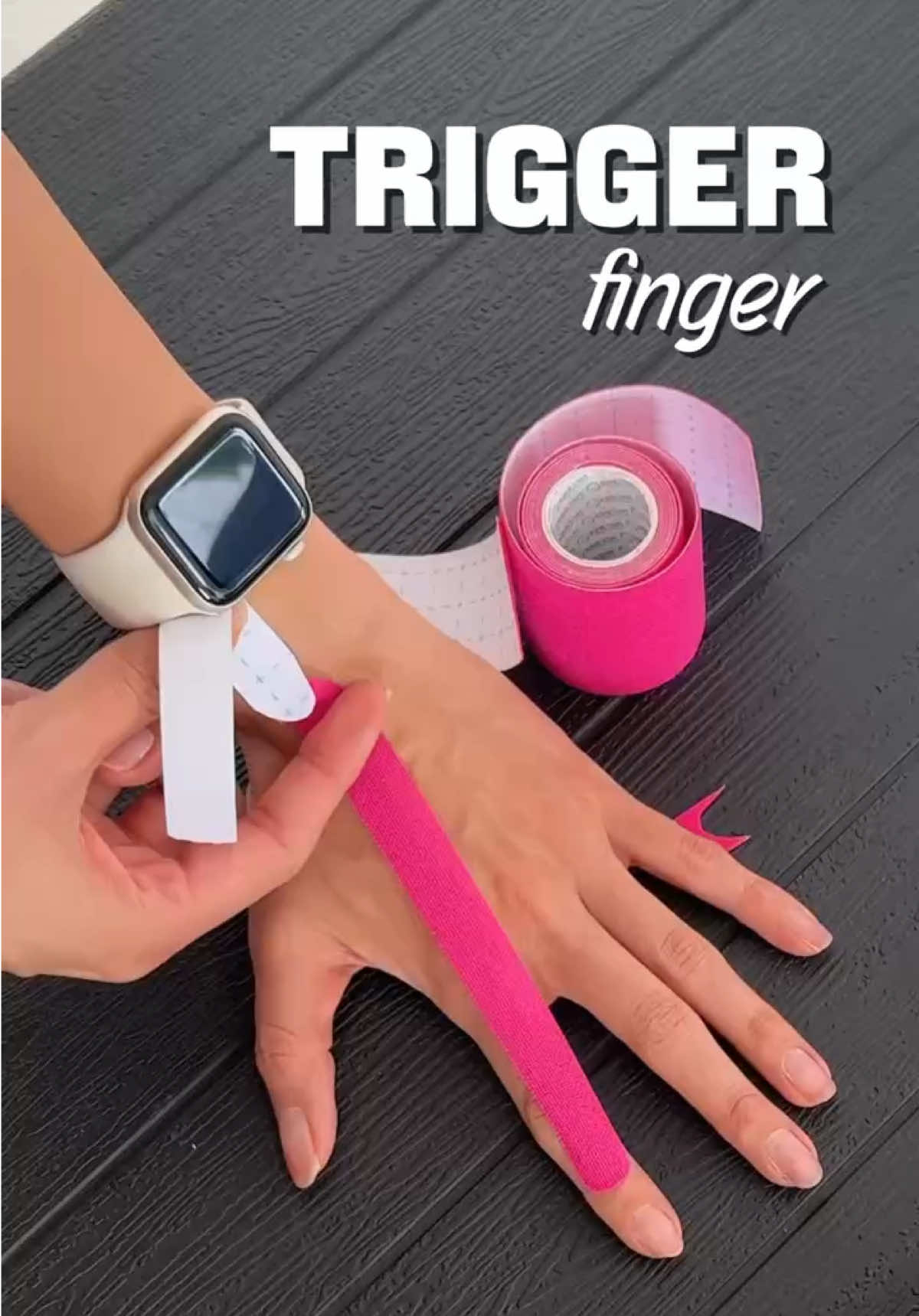 Learn how to apply this kinesiology tape if you suffer from arthritis in your hands or have any problems with your fingers. #kinetape #physicaltherapy #pain #osteoarthritis #finger 