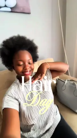 If you speak on my edges, you’re anti-black.✋🏽 #fyppagee #cornrowsbraids #braids #hairday #hairvlog 