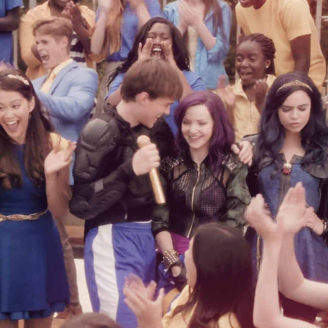 editing every descendants song #3. did i mention [spc: megawrld_ || panning: vamffx]  #descendants #descendantsedit #descendientes #malandben 