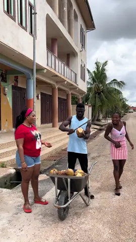 Release stress 😂.this account don’t support violence just for laugh 😂.#foryou #trendingvideo #viralvideo #foryoupage #fypppppppppppppppppppppppp @PAPACITO🤍  TV @SoakingsGh🇬🇭⭐️🤴 
