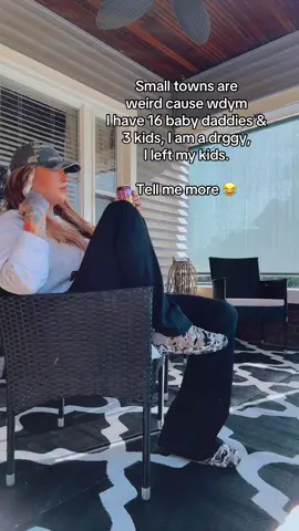 Small town ish 😂😂 #smalltowndrama #comedy #MomsofTikTok #fypシ #viralsounds 