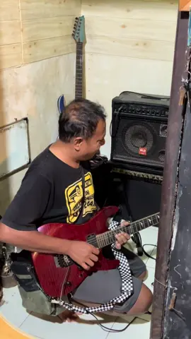 ketika beli senar gitar, tapi dapat bonus request lagu Seize The Day. gmna gays ada lawan ta ? #avangedsevenfold #melody #seizetheday #avangedsevenfold 