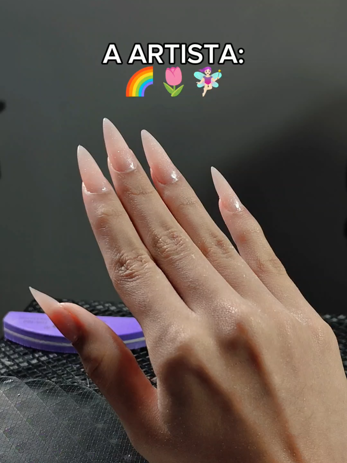 minha terapia 🍷 @angelitaprado_studiodark  #rock #goth #nails #halloween