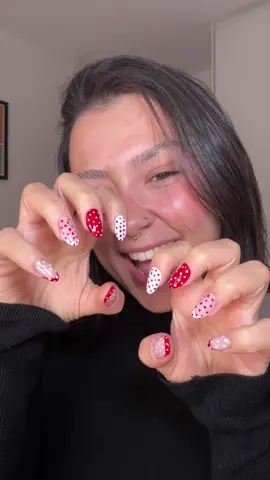Quem amou as novas unhas? Memel está apaixonada ❤️✨🤍 #nails #unhas #nailsart #foryou 