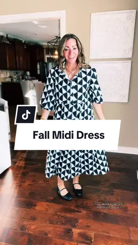 5’2” 130 Small. Perfect fall dress for church or work! Cute, comfy, affordable and pockets 🤌🏼 #dresswithpockets #churchdress #mididress #dress #falldress 