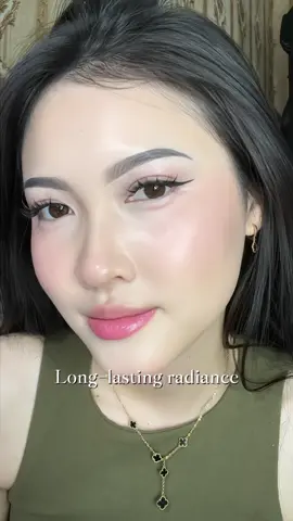 One of my fav blush 🥰💗  #radiantblush #shimmerblush #creamblush #pinkflash #pinkflashmustbuy