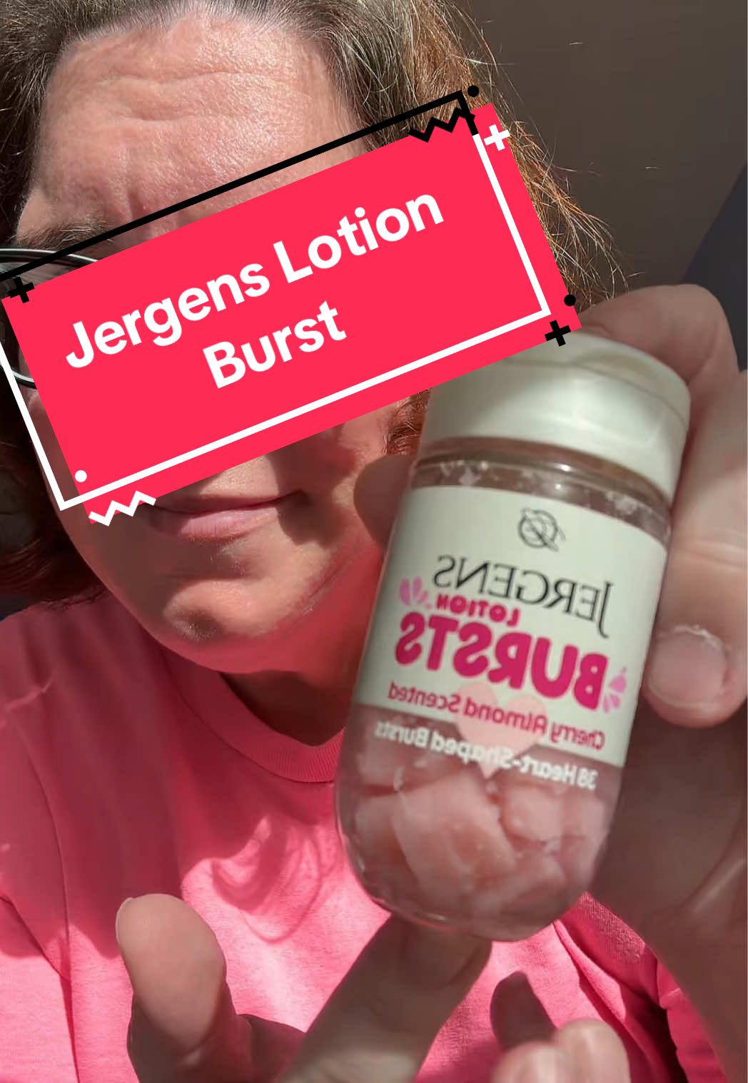 Everyone’s talking about the price and the ‘crumbs’… meanwhile I’m over here moisturized and ready for Christmas 😂 #jergens #jergenslotionbursts #giftidea #stockingstuffer #holidaycountdown 