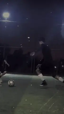 رامي لا تضل تهايط انت مو كدهه 😂🤣#ريال_مدريد_عشق_لا_ينتهي #ريال_مدريد #رونالدو #كريستيانو #ميسي 