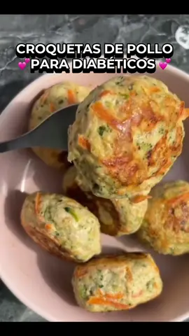 🌸 Croquetas de pollo para diabéticos 🌸✨✅ Simplemente vas a mezclar una pechuga de pollo 🍗, brócoli 🥦, sal 🧂, queso 🧀 y un huevo 🥚💖 Le das forma y cocinás hasta que estén doraditas 💫🍃✨ Una receta fácil, rica y perfecta para cuidar tu azúcar 💕🌸🥰 Si te gustó esta receta, obtené más de 200 opciones saludables haciendo clic en mi perfil 💕🥦🍃 No olvides dejar tu ❤️, comentar 💬, compartir ✨ y seguirnos para más recetas saludables cada día 💖🌸🥰🩷 #fyp #diabetes #argentina #viral #vidasaludable 