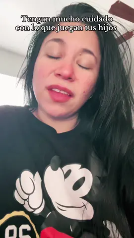 Tengan mucho cuidado con lo que juegan tus hijos #historia #historias #vidareal #roblox #padres 