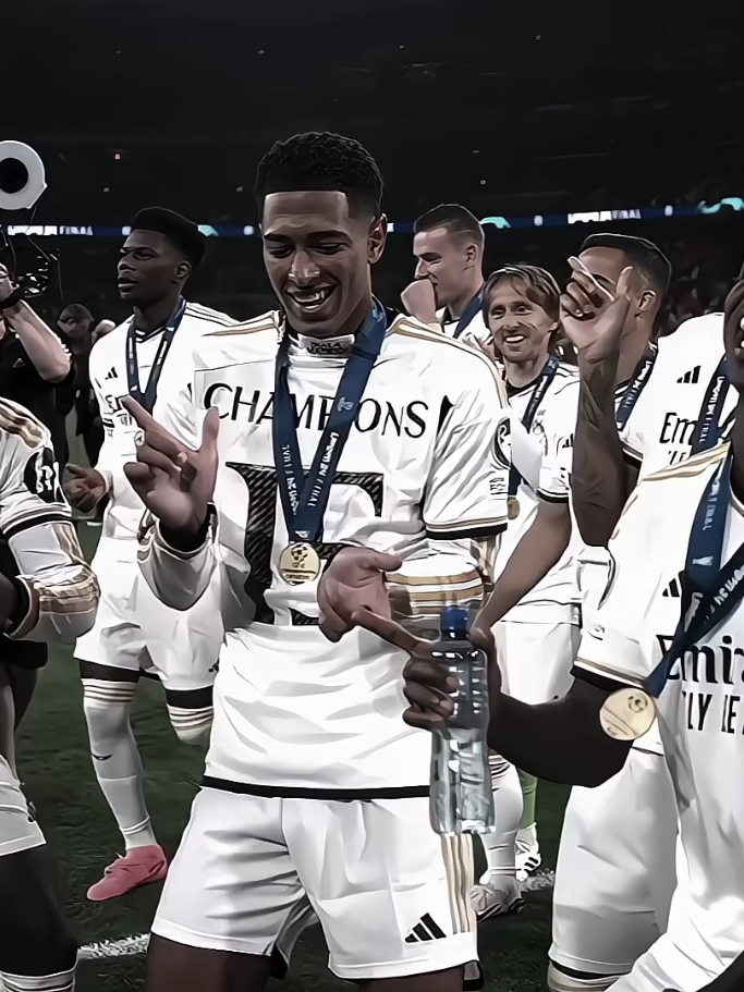 My first love 🥹🤍. #realmadrid #foryou #fyp 