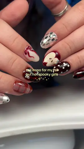 I love a fall junk nail set ⋆｡𖦹°⭒˚｡⋆ #nails #nailinspo #fallnails #fyp 