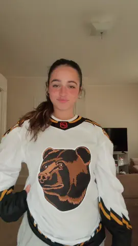 Hone opener night!! Who’s going?! #fyp #boston #bruins #bruinshockey #bruinsnation @Boston Bruins 