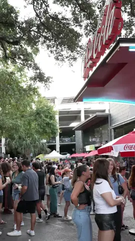 From burgers to beats 🎶🍔 Soundcheck Social brought #ACL kickoff energy like no other. Until next year…