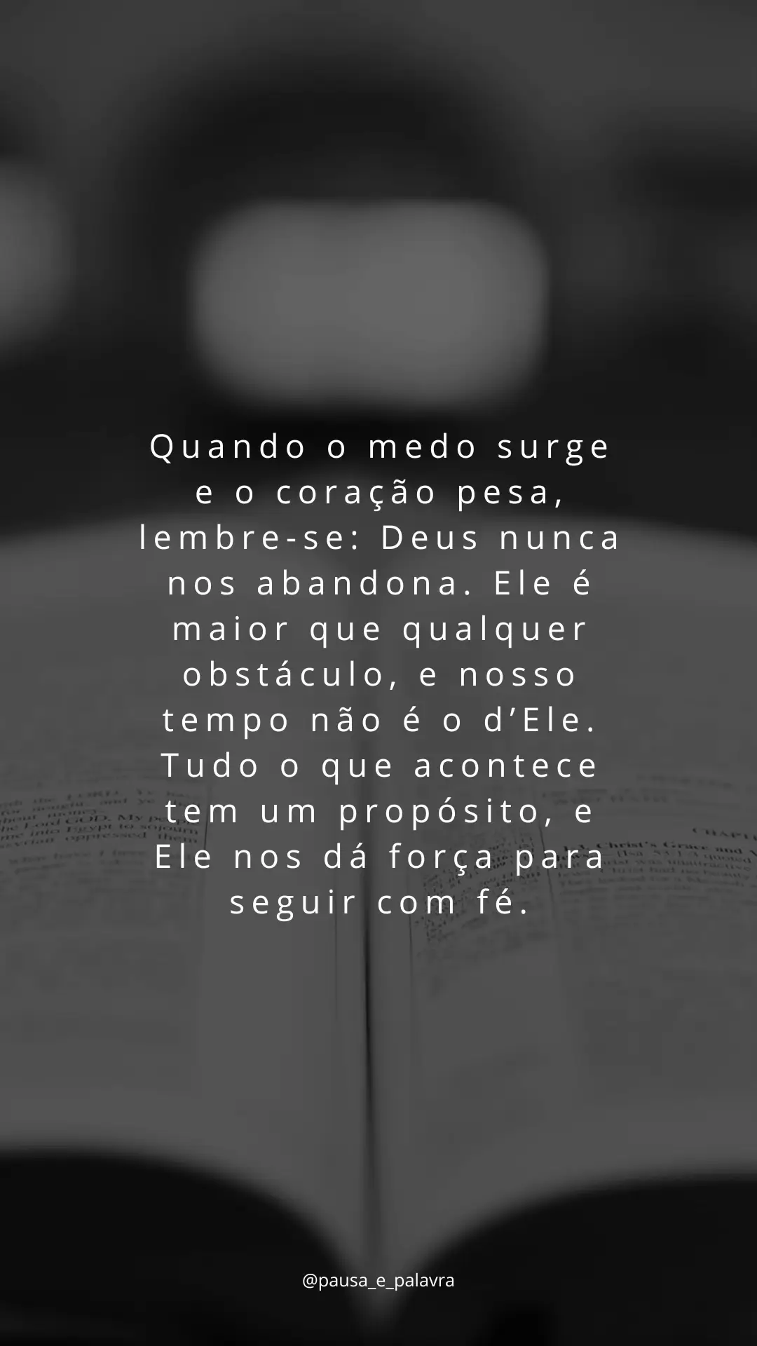 Deus nunca nos abandona. #Deus #mensagem #fé #desafios 