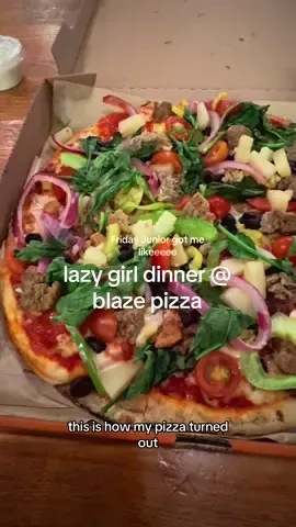 love going crazy with the toppings when building my own pizza. And pineapple is a must for pizzas!!! @Blaze Pizza #blazepizza #buildyourownpizza #pizza #ranch #dinner 