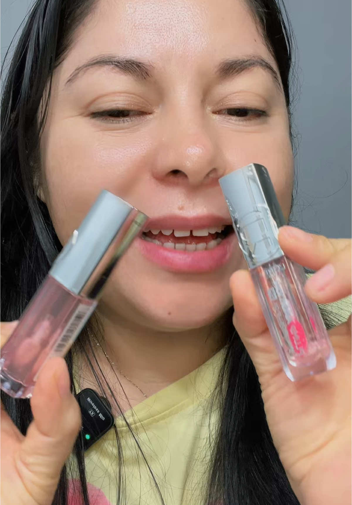 Plump ambition  hyaluronico lip oil @loréal paris usa #lipoilreview #lorealpariscosmetics #plumpinglipoil #plumpambitionhyaluroniclipoil #pumpambition #lorealparismakeup #loreallipoil #tiktokshop #tiktokshopfalldealsforyou #tiktokshopcreatorpicks #analiciaamaya #lorealparis 