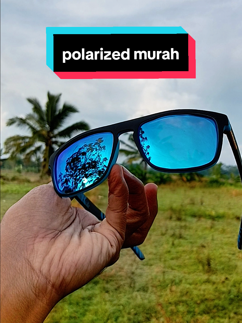 ✨ Kacamata polarized multifungsi buat kamu yang aktif! 🕶️ Bikin mata adem walau siang terik 🚗 Cocok buat nyetir, motoran, atau perjalanan jauh 🎣 Andalan saat mancing – pantulan air langsung hilang! 🏖️ Liburan di pantai? Gaya tetap on, mata tetap nyaman 🏃‍♂️ Olahraga outdoor? Anti silau, tetap fokus gerak! 🔥 Desain stylish & ringan, cocok buat cowok maupun cewek 📌 Satu kacamata untuk banyak aktivitas! Gaya dapet, fungsi jalan!  #kacamata #kacamatapolarized #polarized #sunglasses #promomakan1010 