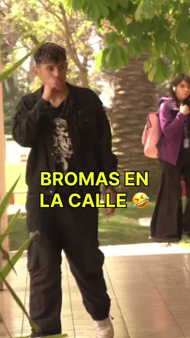 FINAL ÉPICO 🤣🤣🤣#talca #humorchileno #chile #bromasenlacalle #humornegro 
