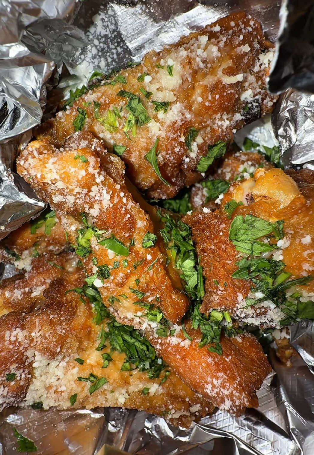 Sharing a huge food hack and free delivery + a 30$ off coupon code with the besties if you haven’t tried @Wonder what are you waiting for? 💚 #gourmettakeout #wonderdelivery #couponing #foodtiktok #freedelivery 