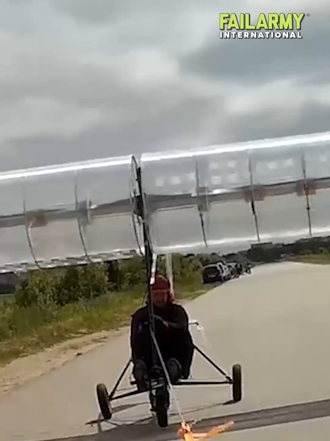 Some guys really struggle to keep it up 🚁 #planecrash #fail #Failarmy