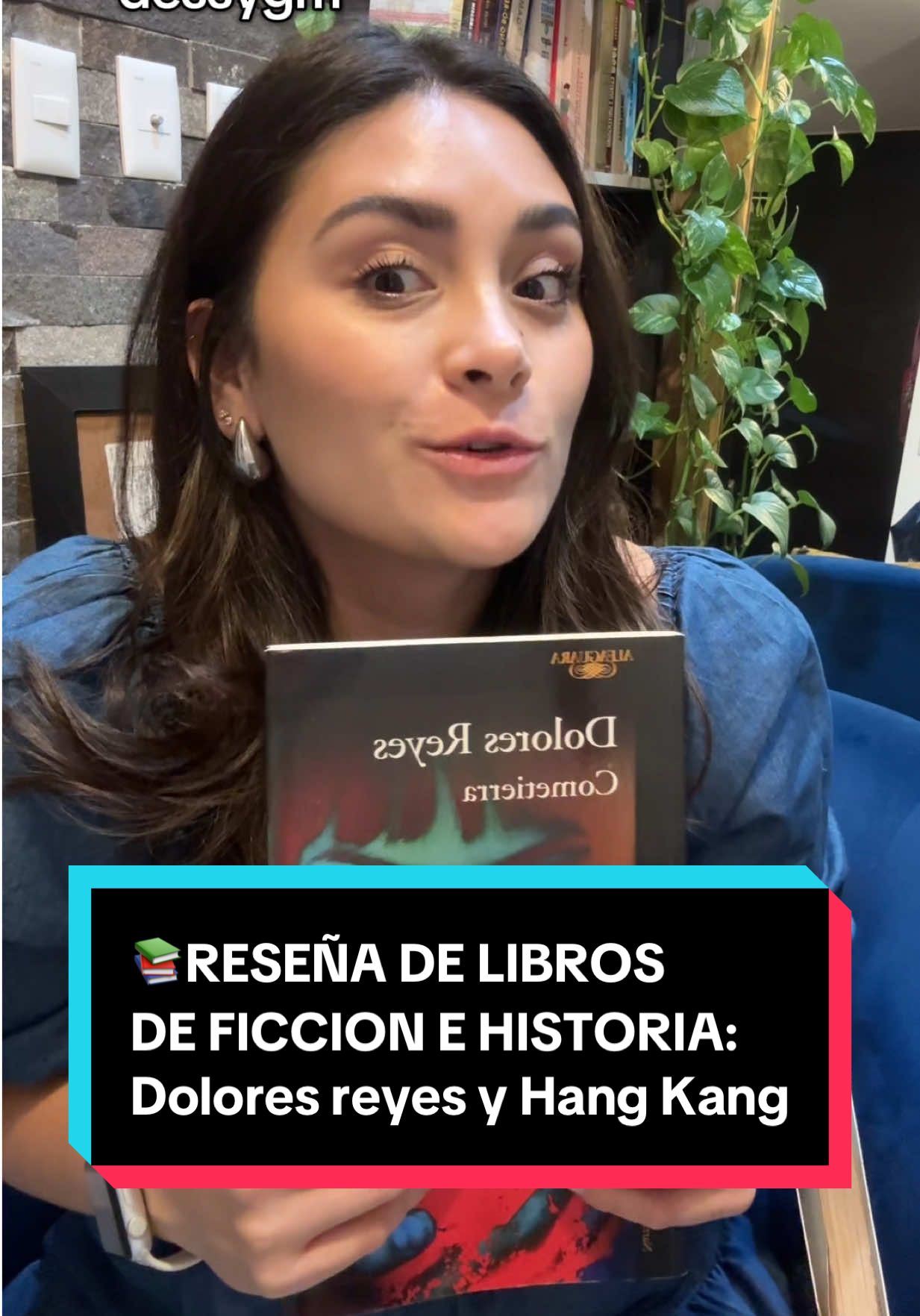 Hola #booktokespañol soy internacionalista y para soportar la distopia del mundo en el que vivimos leo de todo nomás para escapar y respirar un rato.  Ya llegó la mejor época para leer con un cafecito 🍂 y estos libros agridulces son perfectos para el otoño (creo yo)  #libroslibroslibros #lectorestiktok #BookTok 