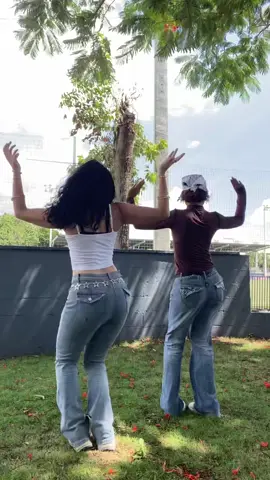 Mi real @Emi 💗 (les debo el look, ok…) #🇩🇴 #katseye #xyzbca #parati #fyp 