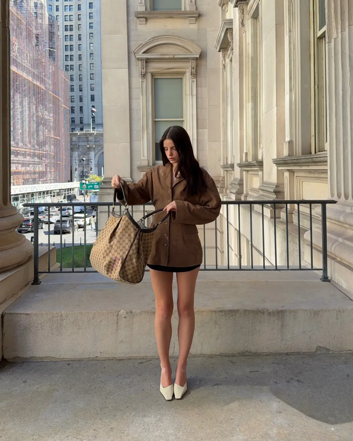 #nyc #fallfashion #falloutfits #nycfashion #suedejacket #fashiontiktok #zaraoutfit #OOTD #nycoutfitinspo 