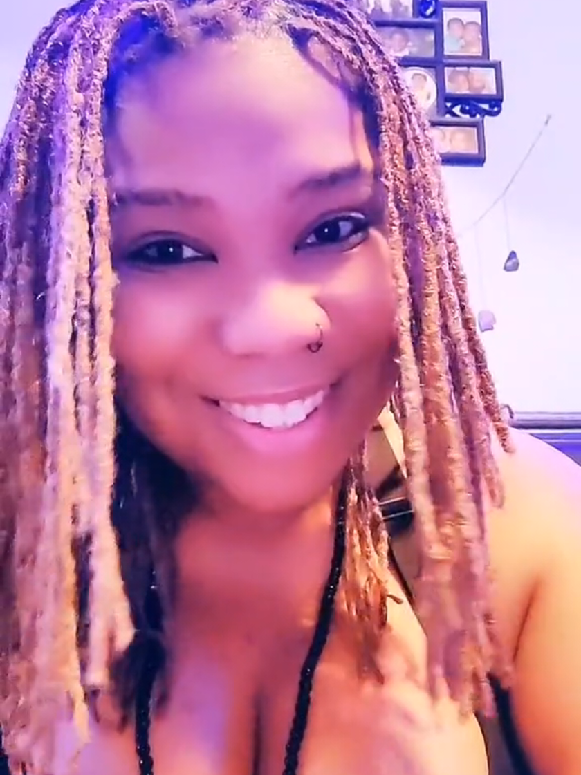 #onthisday I am not Angela Bassett, no acting here. I have to put on a have for work though 😆 🤣 😂 it's getting harder and harder theses days.  #goddess 