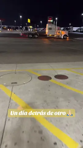 Uno a la ves 🙏🏻 #ovtflatbed #camioneros #trucking #ovttruckingfyp #ovttrucking 