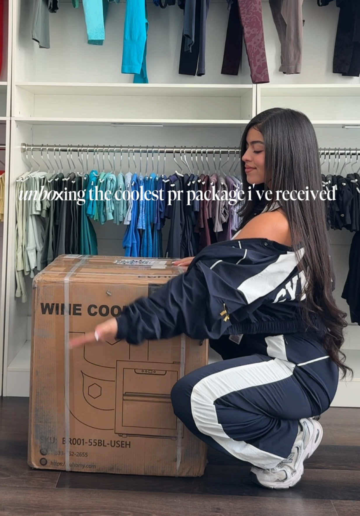 Unboxing the coolest pr package I’ve ever recieved… hehe see what I did there? 🤭😂  ok but on a serious note you can now buy @OxyShred Energy at your local @GNC Live Well 🤏🏽 @ehplabs 🤍