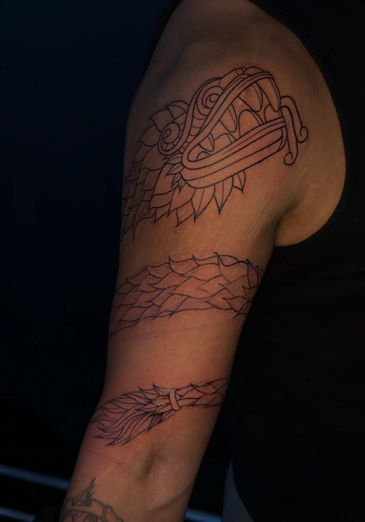 blessed that you all trust me with your tattoo ideas ! Love creating these customs for you all 🤍🌞🇲🇽 #mexican #mexicantattooartist #mexicana #chicagotattooartist #chicana 