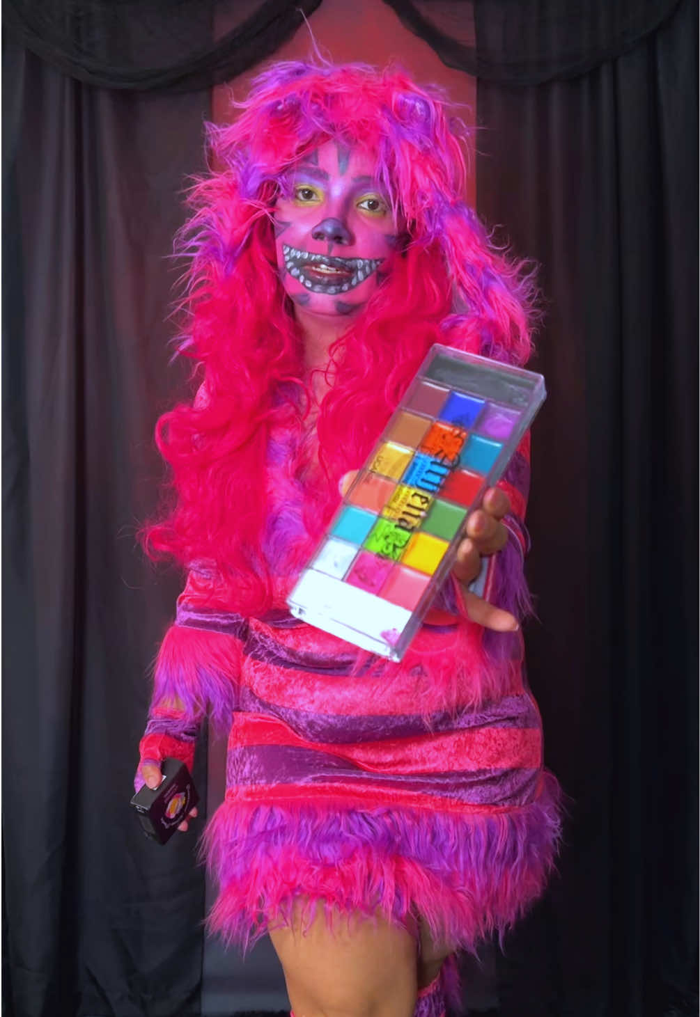 How do you like the look? 🎨 Athena palette did its thing! #facepaint #halloweencostume #tiktokshophalloween #tiktokmademebuyit #tiktokshopcreatorpicks 