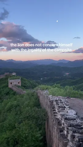 5am on the great wall of china #camping #Hiking #gorpcore #backpacking #china 