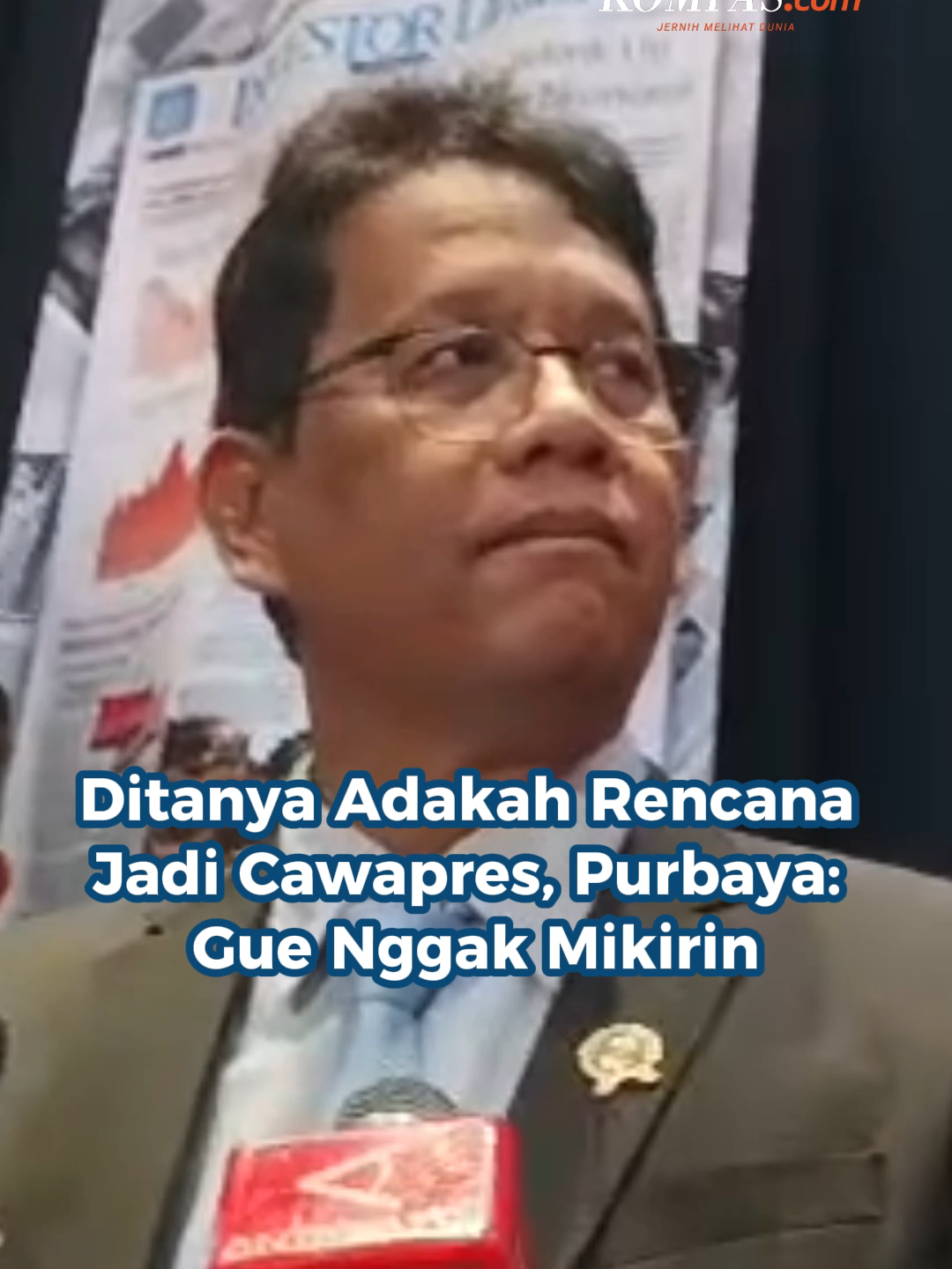 Menteri Keuangan (Menkeu) Purbaya Yudhi Sadewa tiba-tiba mendapat pertanyaan dari wartawan soal kemungkinan menjadi calon wakil presiden (cawapres) dalam pemilihan umum (pemilu) mendatang. Pertanyaan itu disampaikan karena Menkeu saat ini menjadi idola baru di kalangan masyarakat. Mendengar pertanyaan itu, Purbaya kaget dan langsung memberikan jawaban spontan bahwa dirinya baru bekerja sebentar.  Saat ditanyai lebih lanjut oleh wartawan apakah mungkin dirinya maju ke ranah politik, Purbaya menolak secara tegas. Penulis: Dian Erika Nugraheny, Aprillia Ika Kreatif: Nabilla Mutiara  Produser: Reza Kurnia Darmawan + #Purbaya #Menkeu #Jakarta #Peristiwa ##Cut