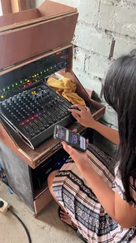 arek e cek seneng e muter lagu iki ae🤣, wes krp” e penting gak ngeroweng ae rekk😭🤣#alkhecenk_07 #dindac12_ 